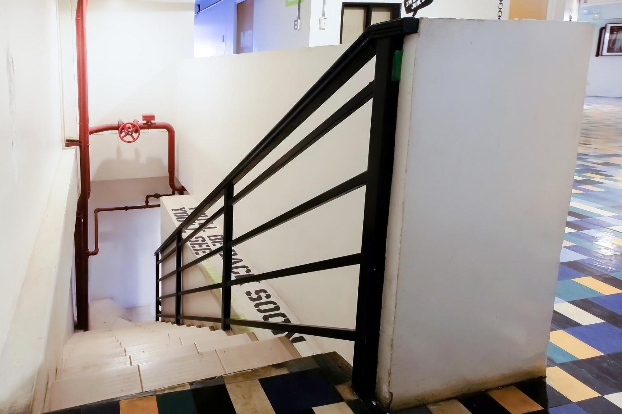 Spot On Junction Hostel Μακάτι Εξωτερικό φωτογραφία