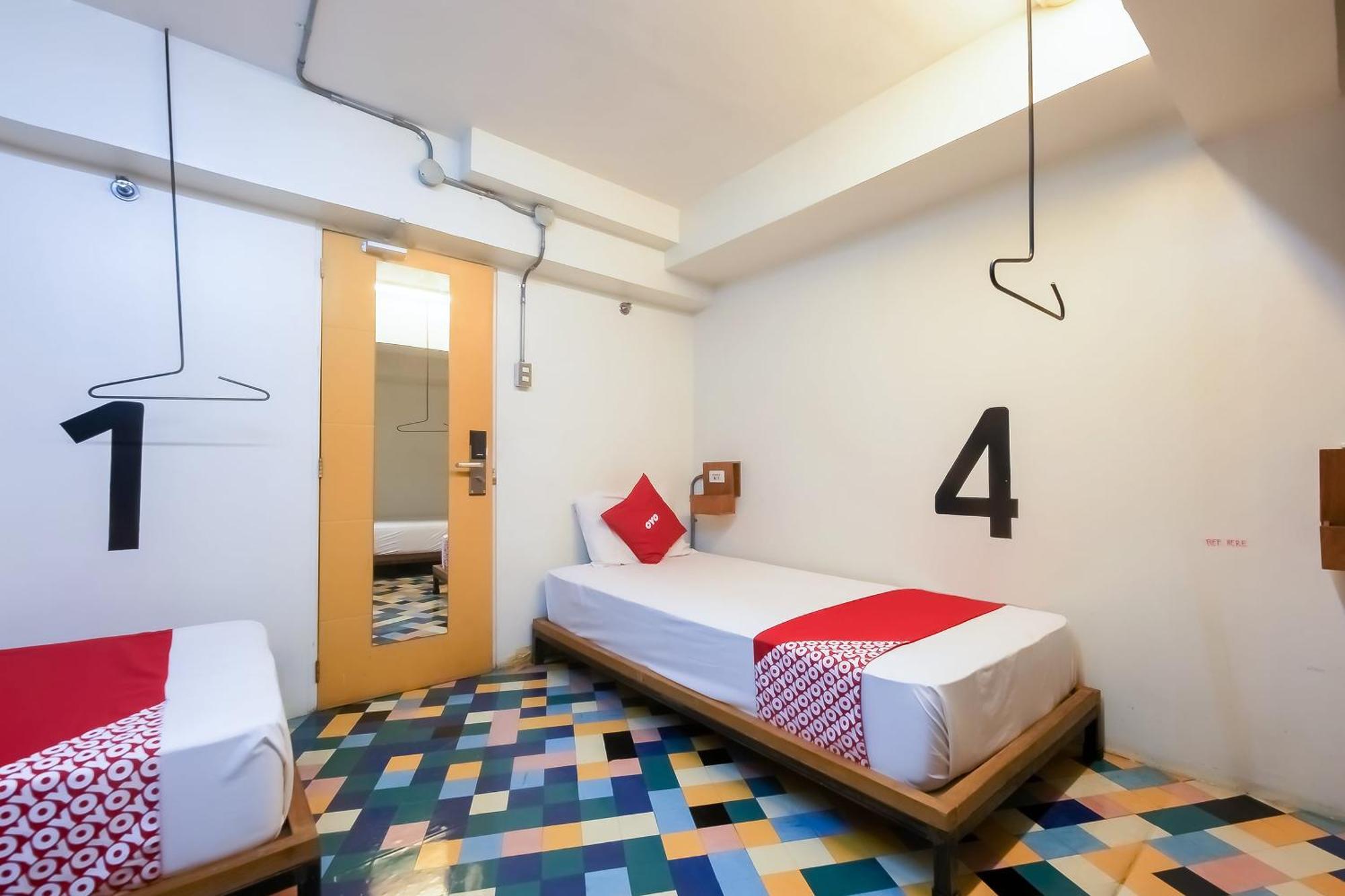 Spot On Junction Hostel Μακάτι Εξωτερικό φωτογραφία